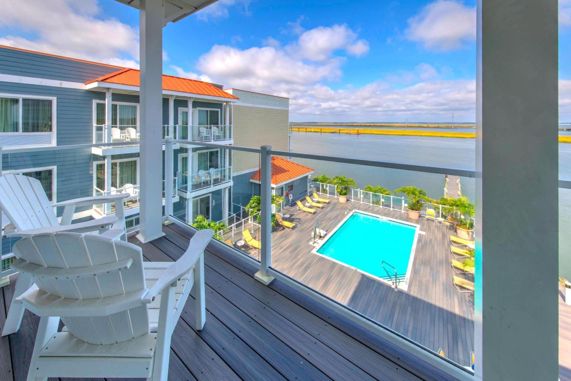 Fairfield Inn & Suites By Marriott Chincoteague Island Waterfront מראה חיצוני תמונה